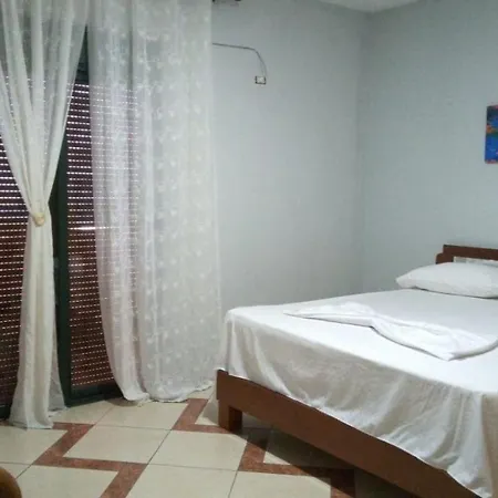 Skela Rikonstruksion's Apartament 아파트 Vlorë